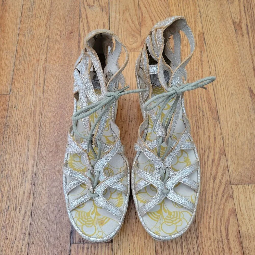 Fly London 40 YUKE Metallic Wedge Silver Gold‎ Glitter Sandals 9 9.5